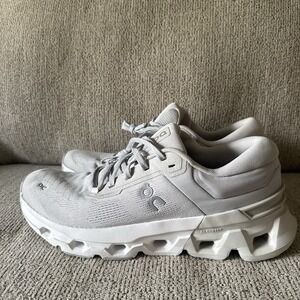 On Cloudflyer 5 Mens Size 11 White/Glacier  Running Gym Walking